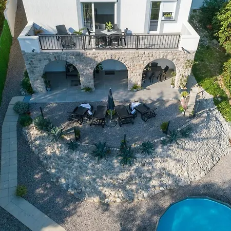 House Dino Dom wakacyjny Bribir (Primorje-Gorski Kotar)