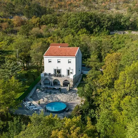 Dom wakacyjny House Dino Bribir (Primorje-Gorski Kotar)
