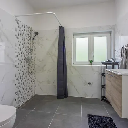 House Dino Holiday home Bribir (Primorje-Gorski Kotar)